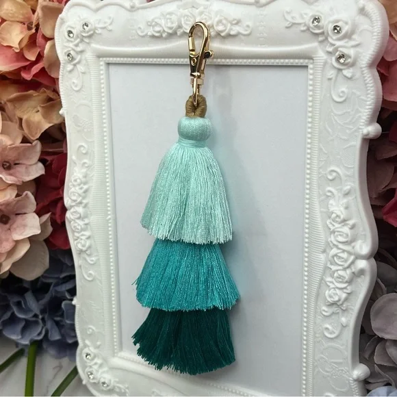 Boho Long Multi Tier Green Fringe Purse Charm - Picture 3 of 14